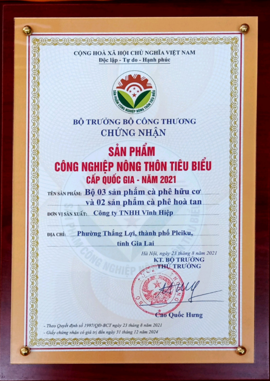 Chân dung Doanh nhân Thái Hương