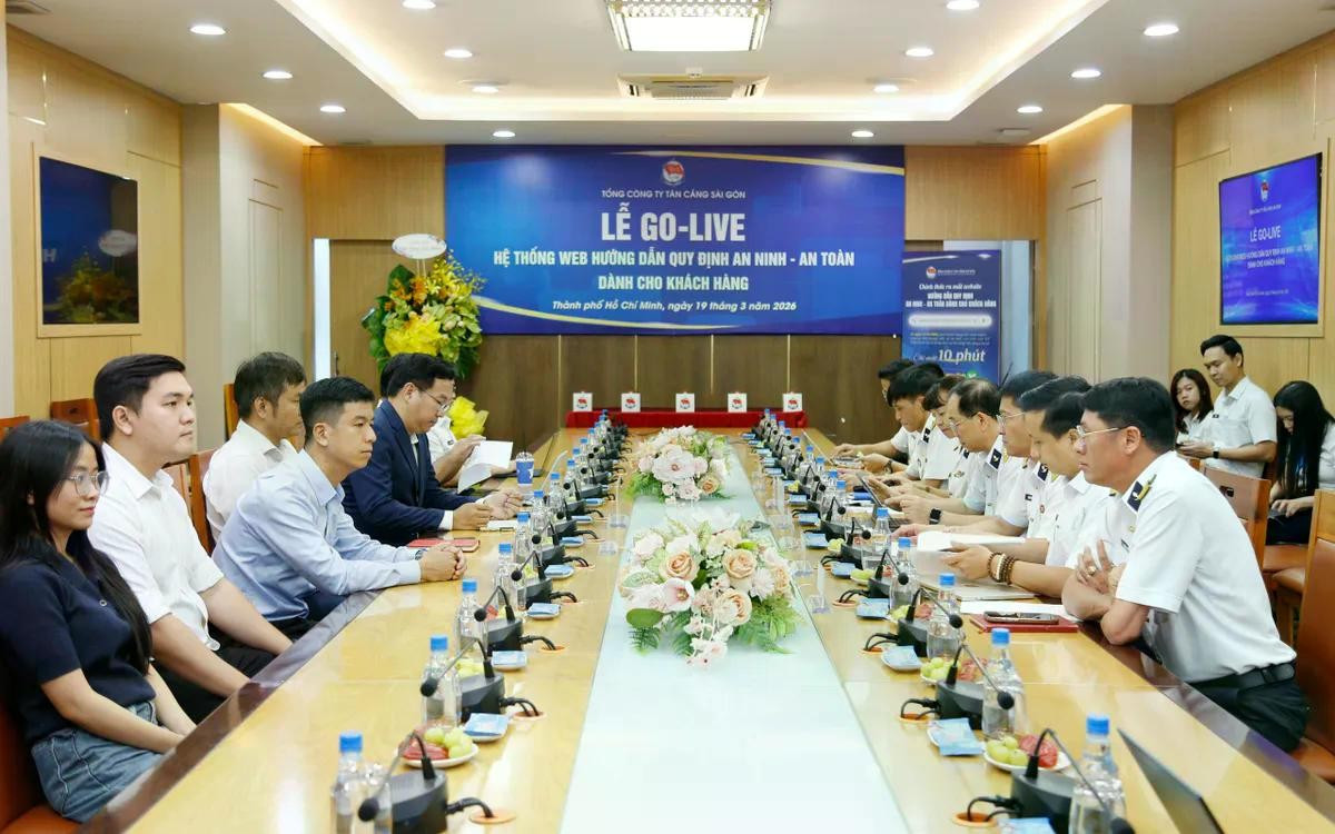 Tân Cảng Sài Gòn đột phá chuyển đổi số trong quản lý an ninh, an toàn cảng - Ảnh 1.