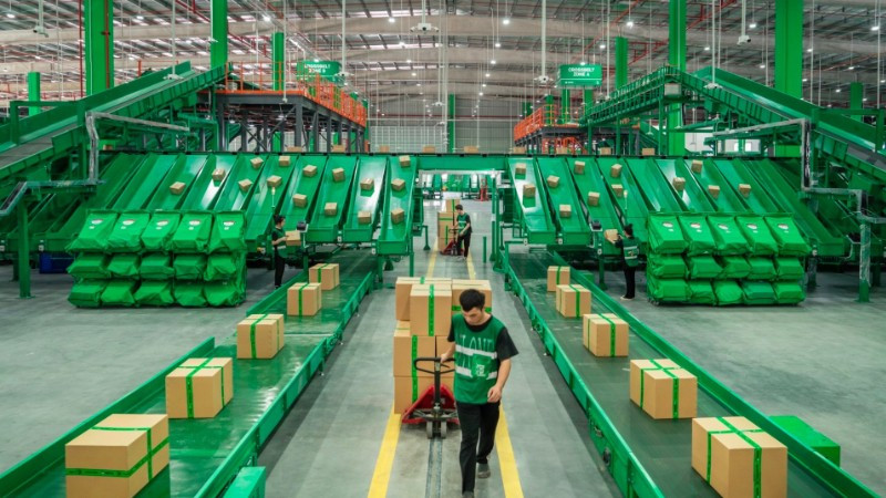Giao hàng tiết kiệm: Hơn một thập kỷ bền bỉ đồng hành cùng sự phát triển của kinh tế số Việt Nam - Ảnh 1.