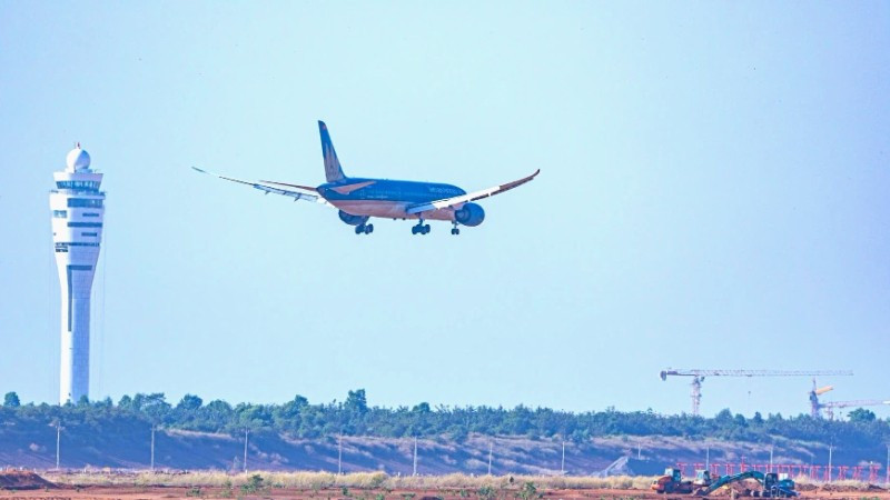 Vietnam Airlines chủ động ứng phó biến động thị trường quốc tế, hướng tới tăng trưởng “hai con số” năm 2026 - Ảnh 1.
