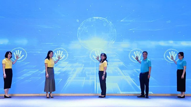 Hà Nội đặt mục tiêu phát triển thêm 15.000 người tham gia bảo hiểm xã hội tự nguyện