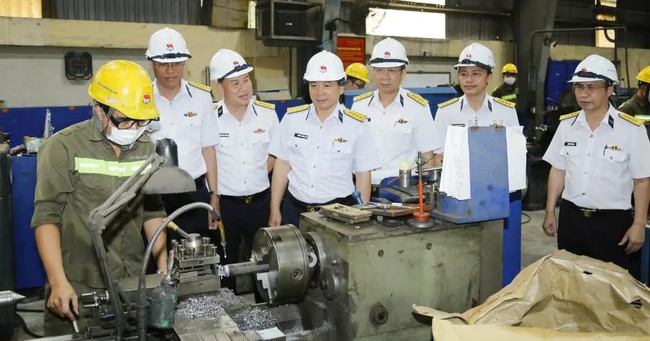 Tổng công ty Tân Cảng Sài Gòn lan tỏa văn hóa an toàn, khẳng định vai trò doanh nghiệp nòng cốt