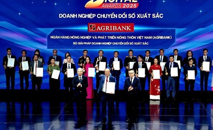 Công nghệ dẫn lối - Agribank bứt phá chuyển đổi số năm 2025 - Ảnh 3.