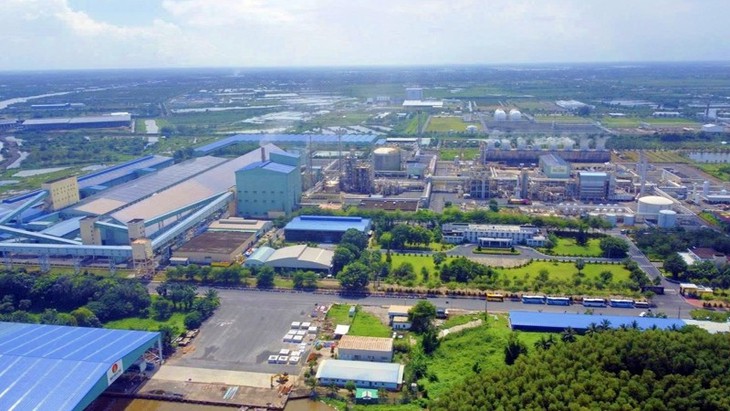 Petrovietnam đạt tổng doanh thu hơn 1,1 triệu tỷ đồng - Ảnh 3.