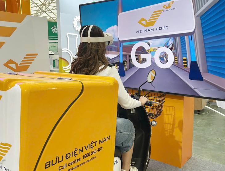 Bưu điện Việt Nam mang trải nghiệm bưu chính hiện đại đến Hội chợ Mùa thu 2025 - Ảnh 2.